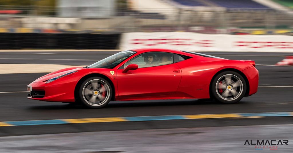 Piloter une Ferrari 458